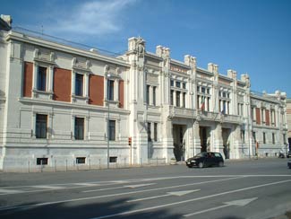 Il Palazzo della Prefettura, a Messina
